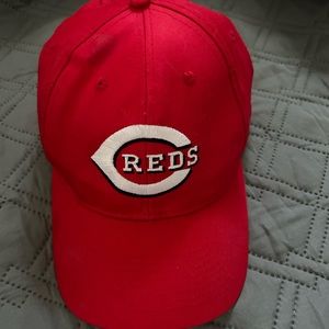 Cincinnati Reds baseball hat